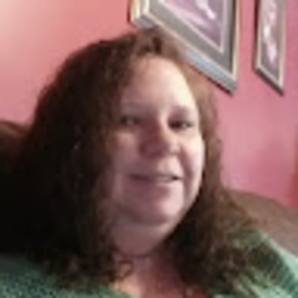 Meet your Posher, Sabrina - Picture 1 of 1